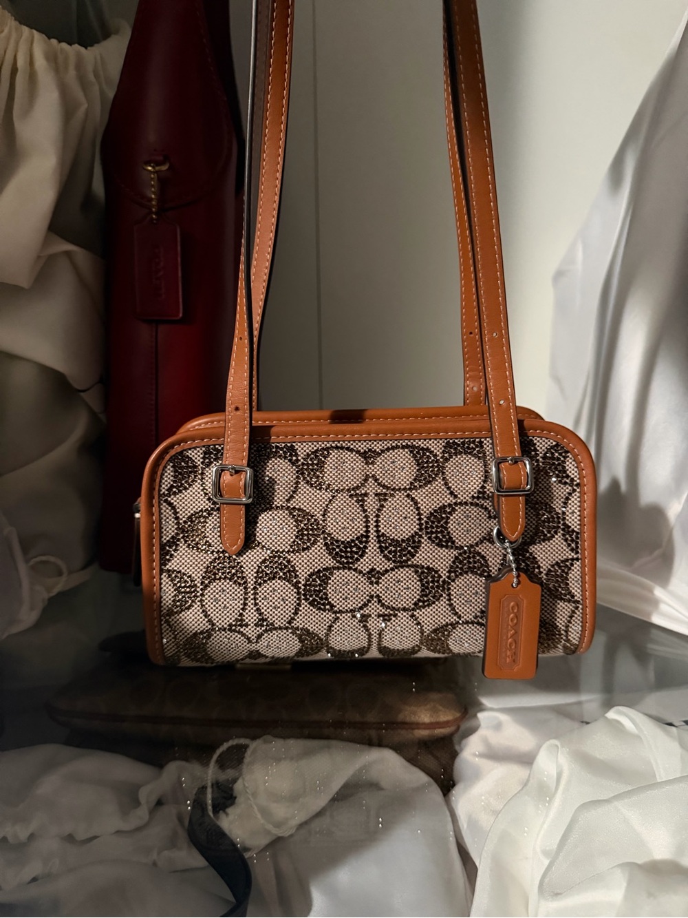 Coach Swing Zip Bag 20 In Crystal Signature Jacquard